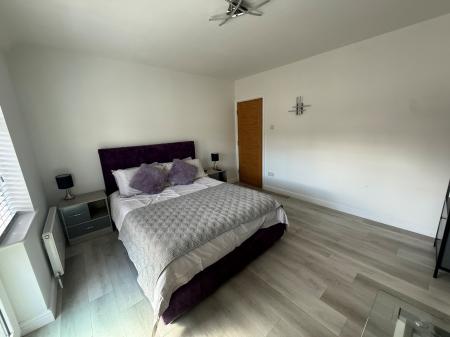 3 bedroom Flat to let in Marine Avenue, Skegness, PE25