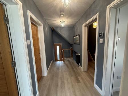 3 bedroom Flat to let in Marine Avenue, Skegness, PE25