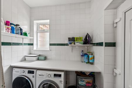 4 bedroom Semi-detached house for sale in Green Lane, Skegness, PE25