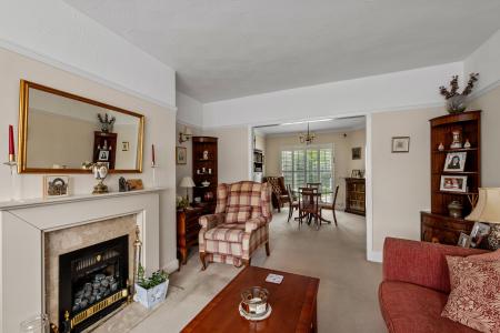 4 bedroom Semi-detached house for sale in Green Lane, Skegness, PE25