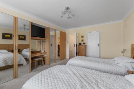 4 bedroom Detached house for sale in Station Road, Burgh Le Marsh, PE24