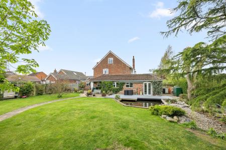 4 bedroom Detached house for sale in Station Road, Burgh Le Marsh, PE24