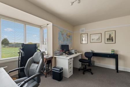 4 bedroom Detached house for sale in Station Road, Burgh Le Marsh, PE24