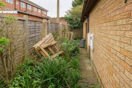 2 bedroom Detached bungalow for sale in Castleton Boulevard, Skegness, PE25