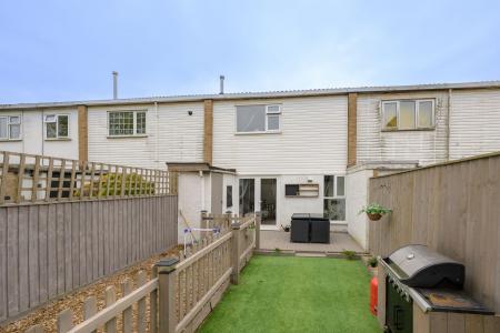 2 bedroom Terraced House for sale in Gloucester Close, Skegness, PE25