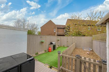 2 bedroom Terraced House for sale in Gloucester Close, Skegness, PE25