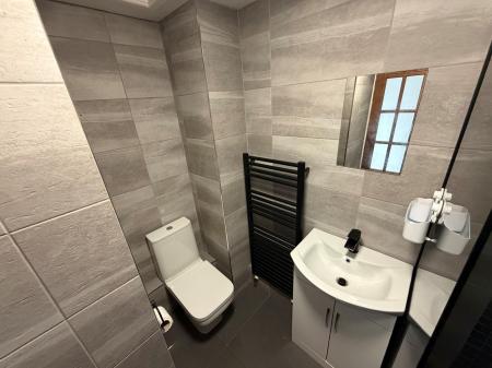 2 bedroom Semi-detached house to let in Chapman Avenue, Burgh Le Marsh, PE24