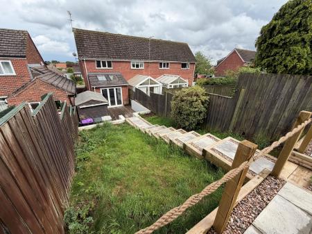 2 bedroom Semi-detached house to let in Chapman Avenue, Burgh Le Marsh, PE24