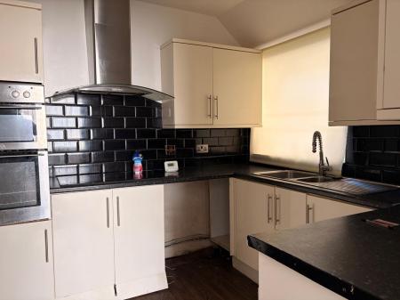 3 bedroom Ground floor flat for sale in Cecil Avenue, Skegness, PE25