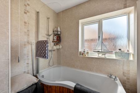 3 bedroom Semi-detached house for sale in Hoylake Drive, Skegness, PE25