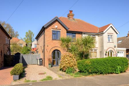 Hoylake Drive, Skegness, PE25