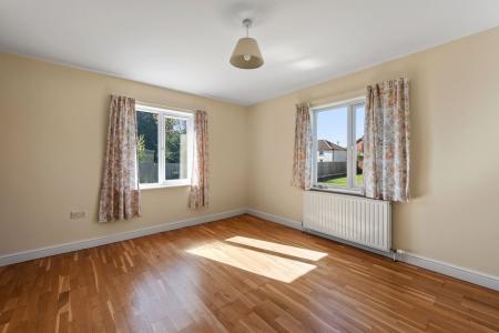 3 bedroom Detached bungalow for sale in Eaudyke, Friskney, PE22