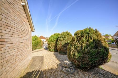 3 bedroom Detached bungalow for sale in Storeys Lane, Burgh Le Marsh, PE24