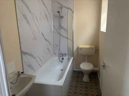 1 bedroom Flat to let in Church Road South, Skegness, PE25