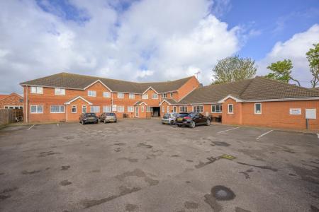 1 bedroom Flat for sale in South Road, Chapel St. Leonards, PE24