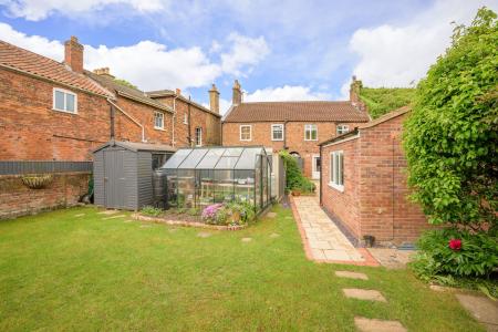 3 bedroom Terraced House for sale in High Street, Wainfleet, PE24