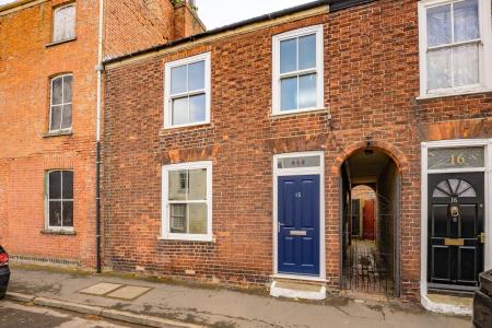 3 bedroom Terraced House for sale in High Street, Wainfleet, PE24