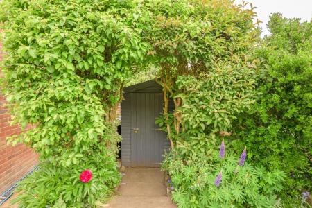3 bedroom Terraced House for sale in High Street, Wainfleet, PE24