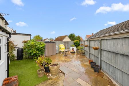 3 bedroom Semi-detached house for sale in Seathorne Crescent, Skegness, PE25