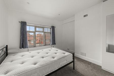 3 bedroom Semi-detached house for sale in Seathorne Crescent, Skegness, PE25