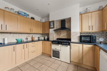 3 bedroom Semi-detached house for sale in Seathorne Crescent, Skegness, PE25