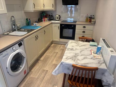 1 bedroom Flat to let in High Street, Spilsby, PE23