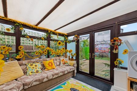2 bedroom Detached bungalow for sale in Brian Avenue, Skegness, PE25