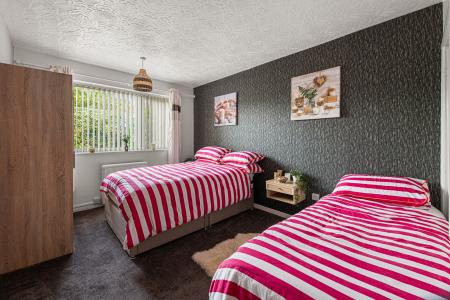 2 bedroom Detached bungalow for sale in Brian Avenue, Skegness, PE25