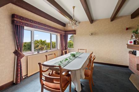4 bedroom Detached house for sale in Seacroft Esplanade, Skegness, PE25