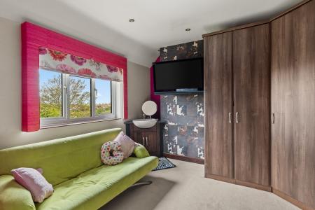 4 bedroom Detached house for sale in Seacroft Esplanade, Skegness, PE25