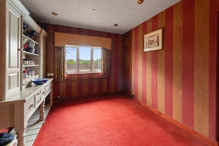 4 bedroom Detached house for sale in Seacroft Esplanade, Skegness, PE25