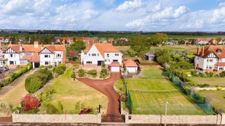 4 bedroom Detached house for sale in Seacroft Esplanade, Skegness, PE25