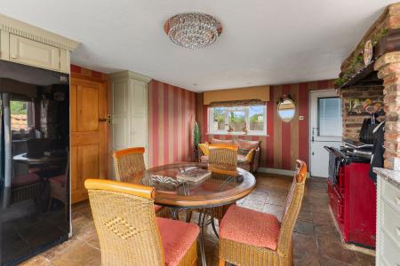 4 bedroom Detached house for sale in Seacroft Esplanade, Skegness, PE25
