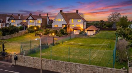 4 bedroom Detached house for sale in Seacroft Esplanade, Skegness, PE25