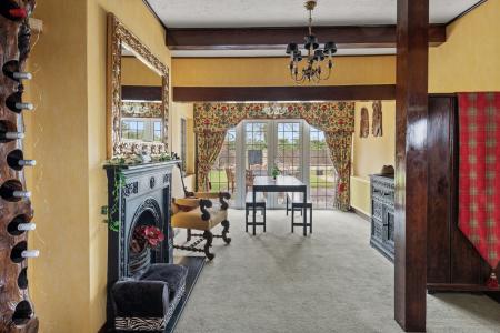 4 bedroom Detached house for sale in Seacroft Esplanade, Skegness, PE25