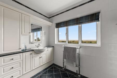 4 bedroom Detached house for sale in Seacroft Esplanade, Skegness, PE25