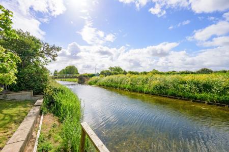 3 bedroom Detached house for sale in Skegness Road, Ingoldmells, PE25