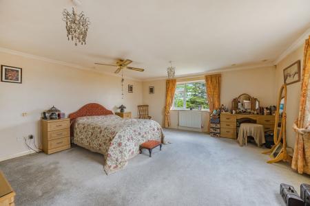 3 bedroom Detached house for sale in Skegness Road, Ingoldmells, PE25