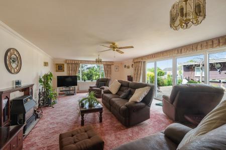3 bedroom Detached house for sale in Skegness Road, Ingoldmells, PE25