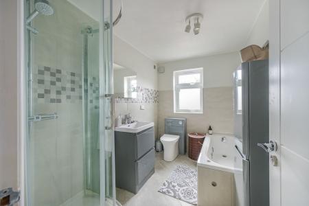 4 bedroom Detached bungalow for sale in Bramley Walk, Skegness, PE25