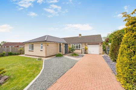 4 bedroom Detached bungalow for sale in Bramley Walk, Skegness, PE25