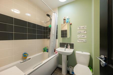 2 bedroom Terraced House for sale in Braceby Road, Skegness, PE25