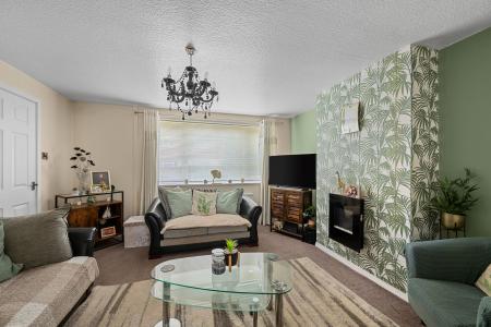 3 bedroom Semi-detached house for sale in Albany Road, Skegness, PE25