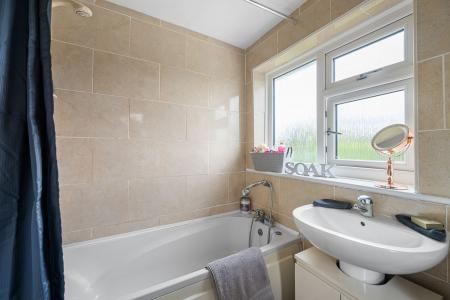 3 bedroom Semi-detached house for sale in Albany Road, Skegness, PE25