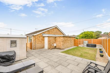 4 bedroom Detached bungalow for sale in High Street, Ingoldmells, PE25
