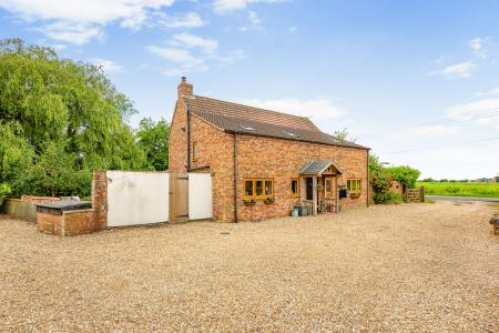 3 bedroom Detached house for sale in Croft Lane, Croft, PE24