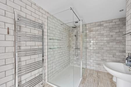 3 bedroom Detached house for sale in Croft Lane, Croft, PE24