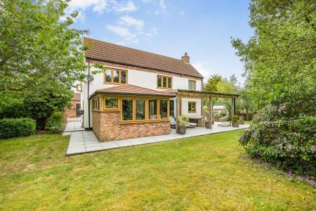 3 bedroom Detached house for sale in Croft Lane, Croft, PE24