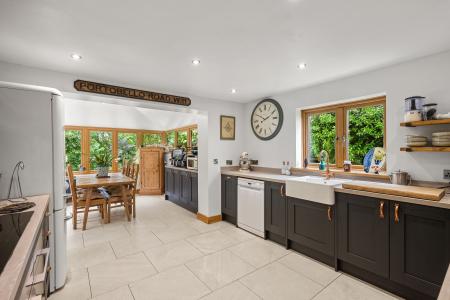 3 bedroom Detached house for sale in Croft Lane, Croft, PE24