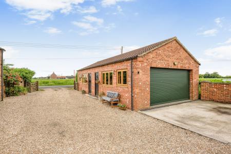 3 bedroom Detached house for sale in Croft Lane, Croft, PE24